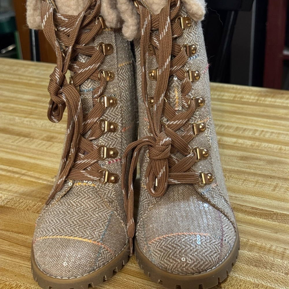 Elegant Tweed Lace-Up Boots for Women